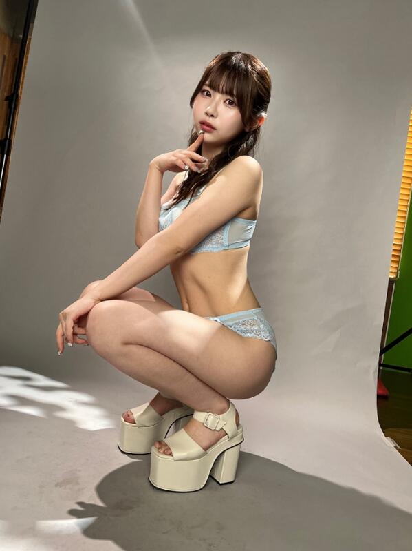 아오이 이부키 사진집 - 뭐든 좋아
