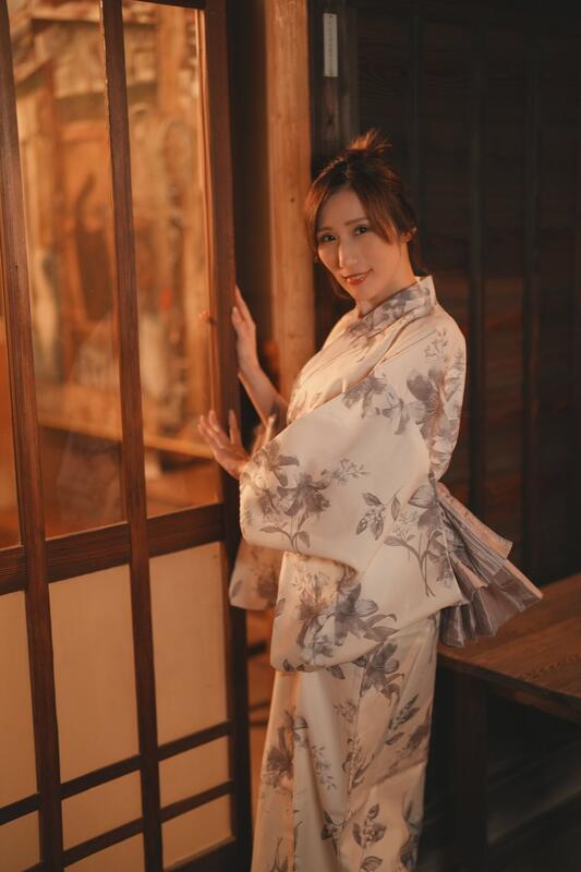 줄리아 사진집 JULIA THE BEST