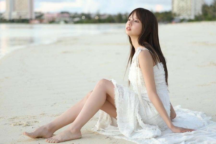 하야시 유이 1st 사진집 - 타이틀미정