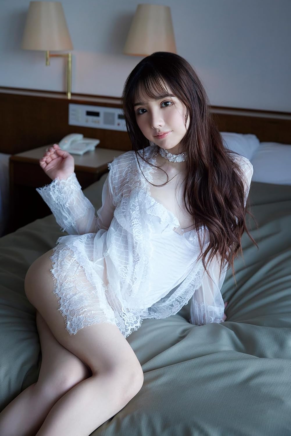사사키 사키 사진집 - 조용하던 그 아이가… 남쪽 섬에선 웃으며 애교를? 그런 건 들어본 적 없어!
