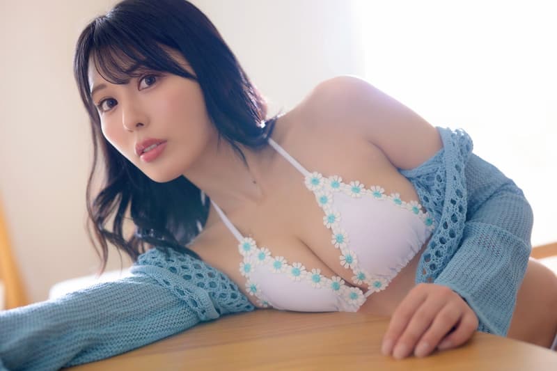 사인본★ 카네마츠 키호 사진집 - 골든 타임