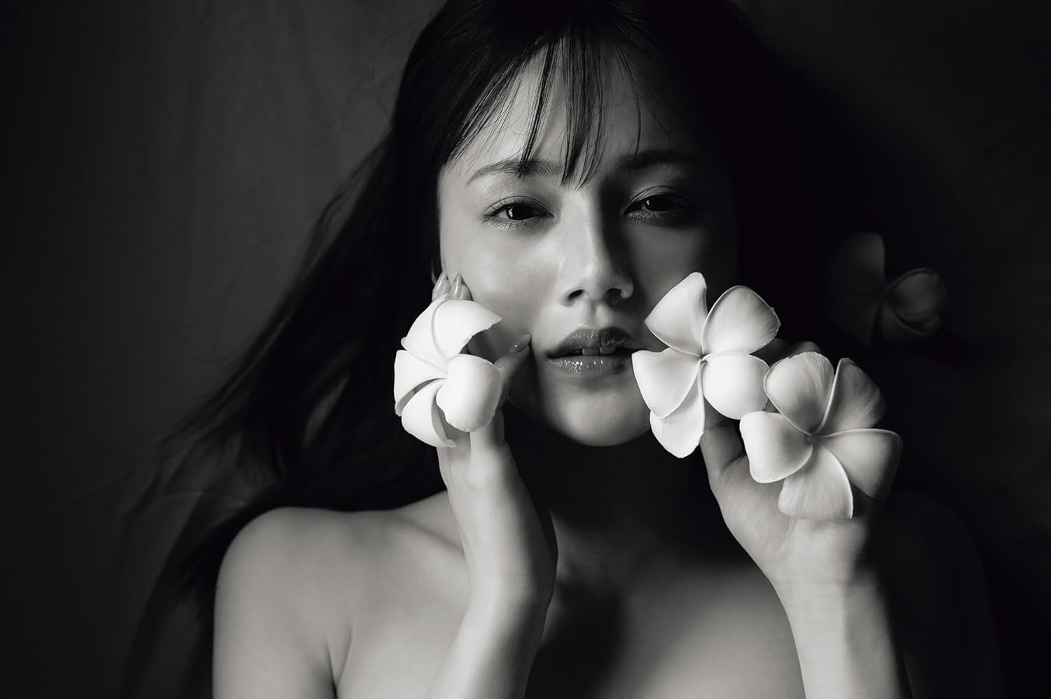 스즈모리 레무 사진집 뷰티 앤 더 베스트