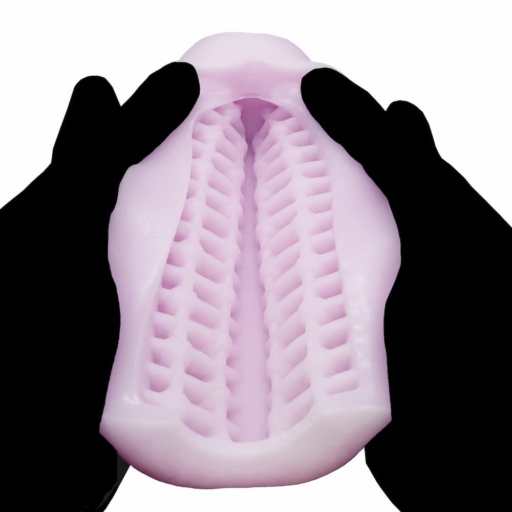 62b51d513f3ebb69404281666999ffc0_1760678148_7036.jpg