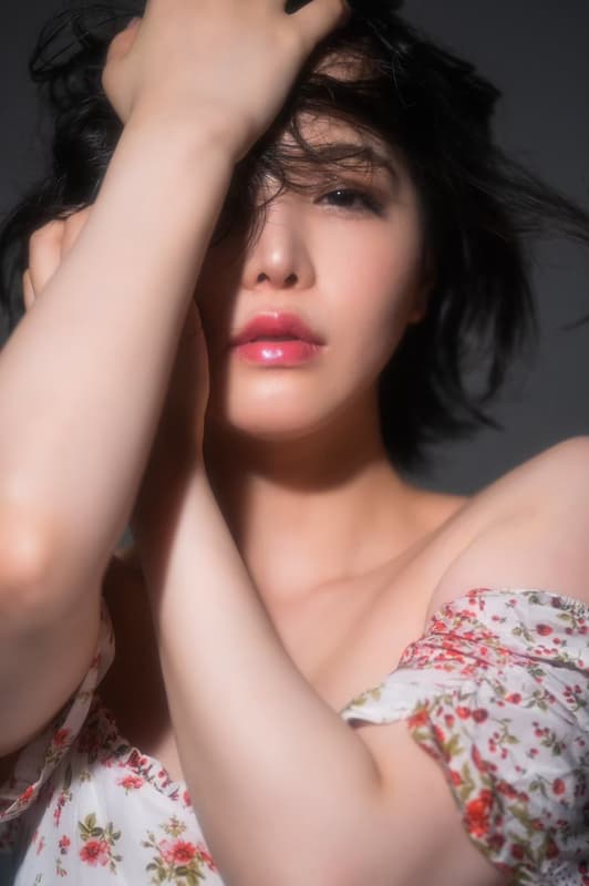 산노미야 츠바키 사진집 젖어서 빛나다