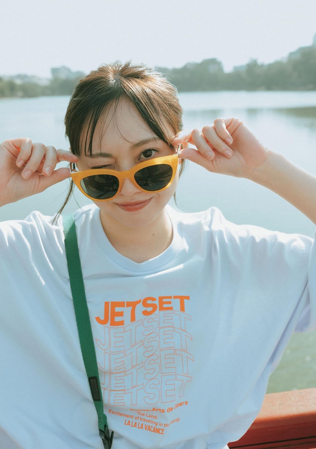 키자키 유리아 세 번째 사진집인 업데이트 중