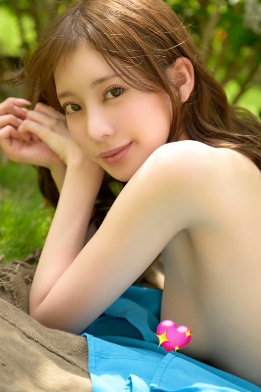 카에데 후아 사진집 「TOUCHING breeze」 【호화 소장판 3000부 한정】