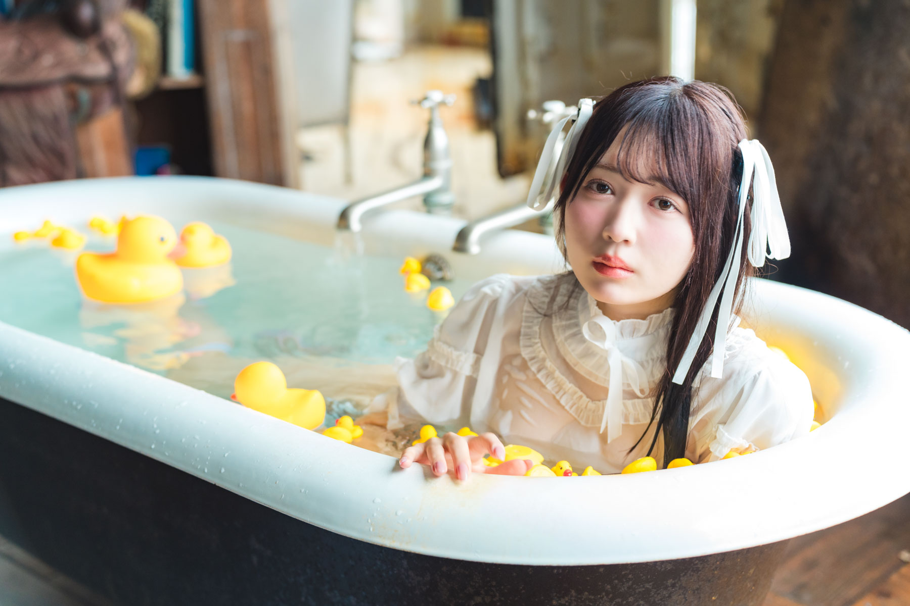 코노 호노(후루카와 호노카) 1st 사진집 『호노탄』