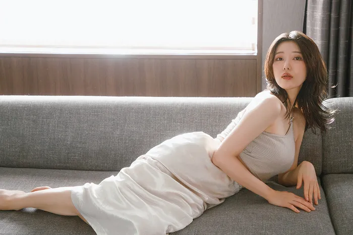 시자키 카논 1st 사진집 unplugged