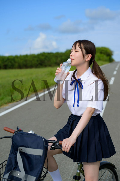 츠지 미이나 첫 번째 사진집 스위티시