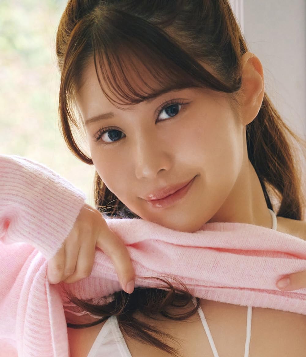 카구라자카 아카네 사진집 「아카네사스」