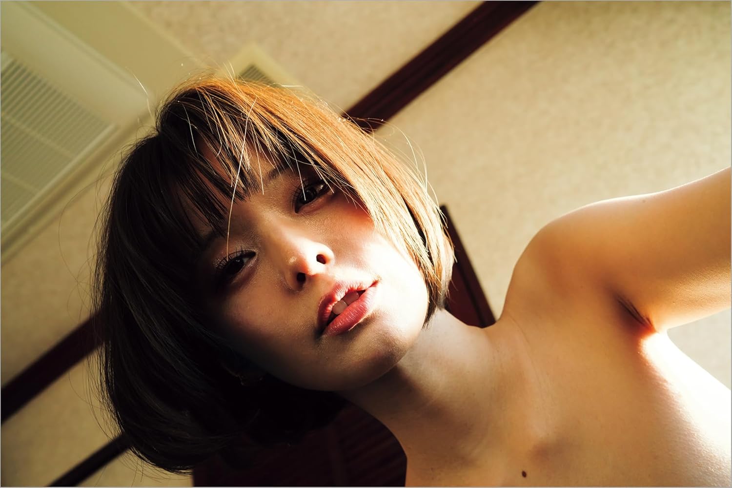 츠키노 루나 사진집 달이 차오르며.