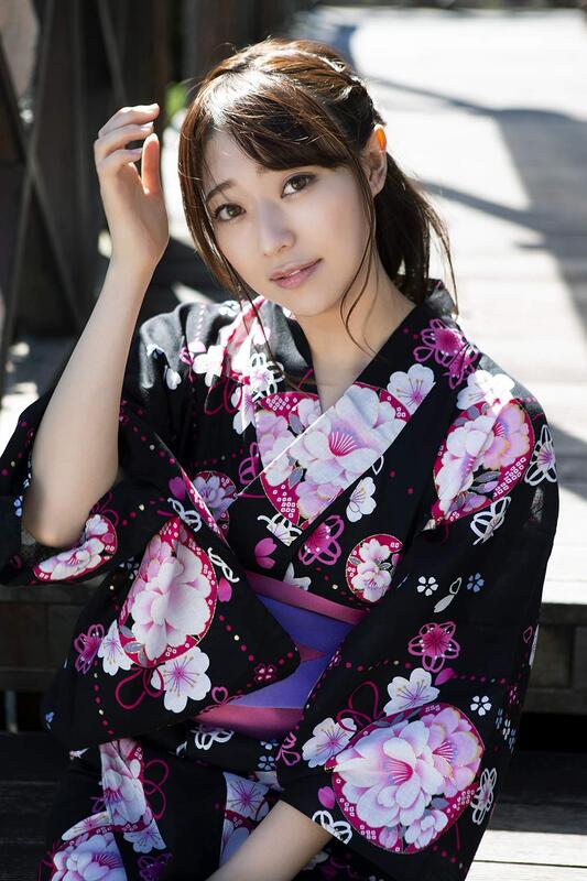 나카야마 코토하 사진집 - Sensual