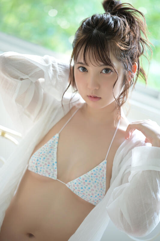 시노미야 아리스 1st 사진집 - 앨리스 Alice