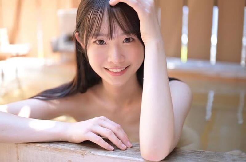 시라카미 에미카 1st 사진집 - 에미쿨 퍼스트