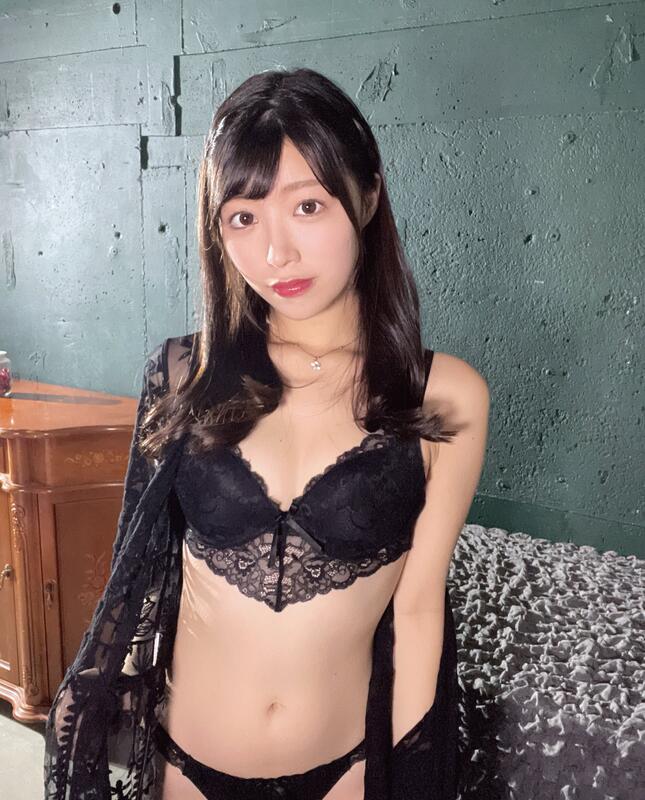 요시자와 리아 1st 사진집 - 퍼스트 드립 first drip