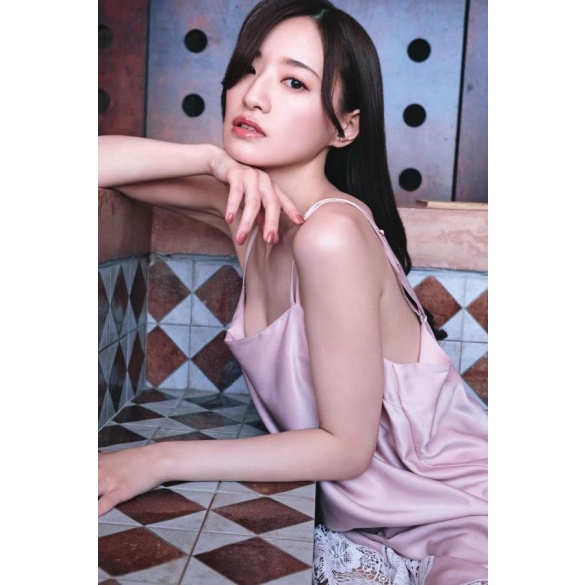 나카다 카나 2nd 사진집 - 불러일으키다