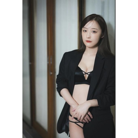 SKE48 카마타 나츠키 1st 사진집 - 친절한 햇살