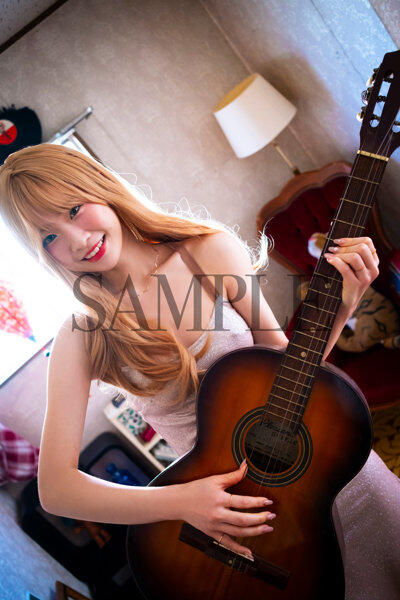 코스프레 페티시 북 - 시라카미 에미카