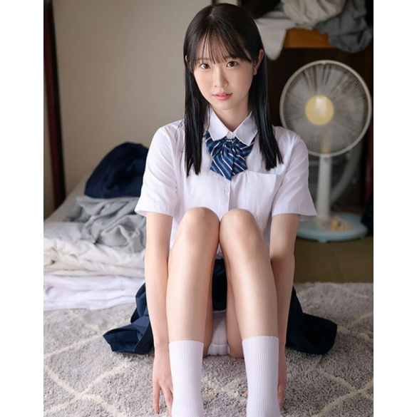 코스프레 페티시 북 - 시라카미 에미카