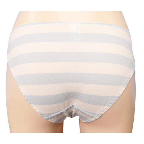 좋은 냄새가 나는 트윈 테일 여대생의 향기 나는 팬티