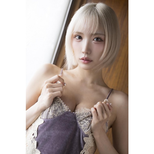 하루히 모카 사진집 - 레이와 최강 갸루 강림