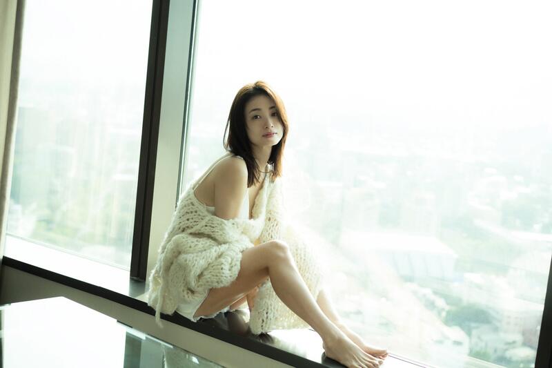 우에토 아야 사진집 - 한낮의 몽상