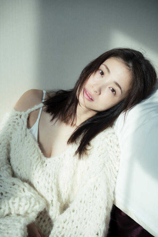 우에토 아야 사진집 - 한낮의 몽상