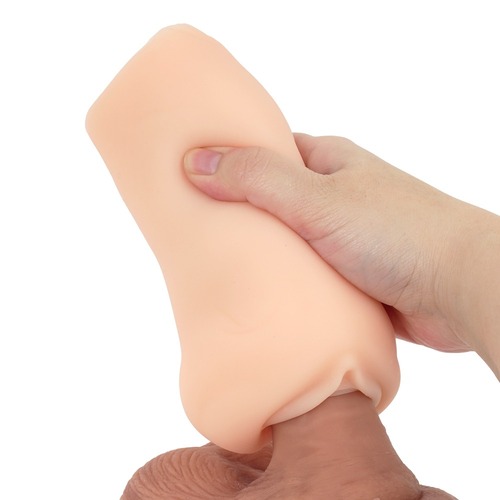 야와카노 (여관의 직원)