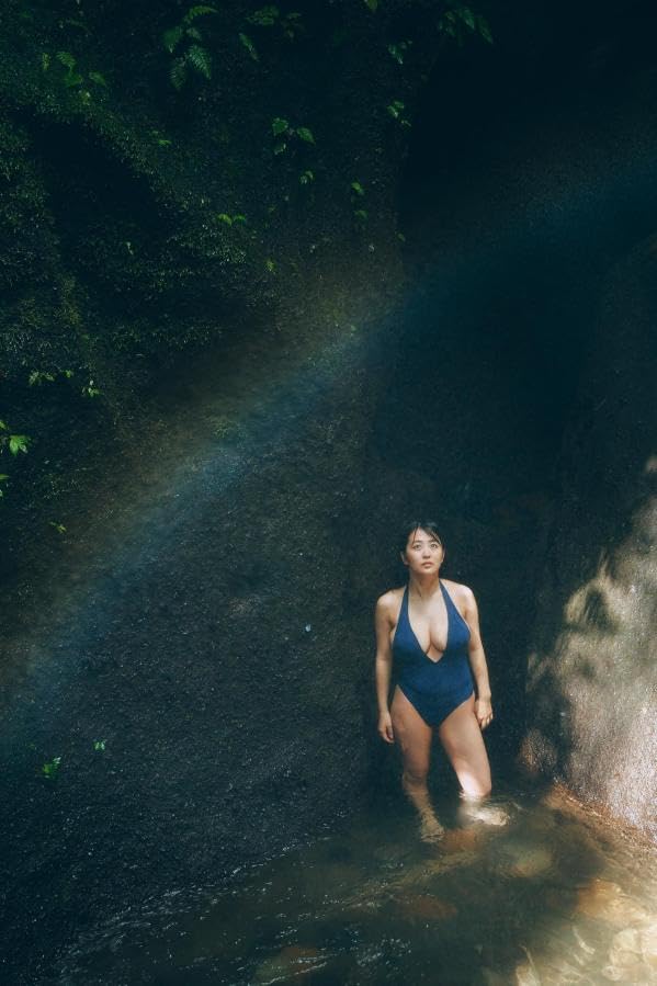 후쿠이 리리카 첫 번째 사진집 - 사랑의 이정표