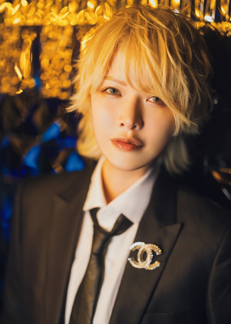 아마네 니아 1st 사진집 - DEAR MY PRINCESS