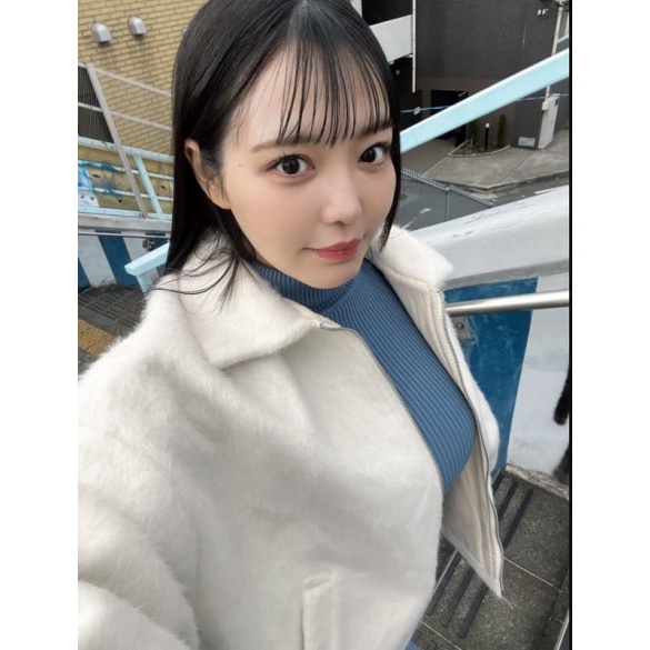 코이부치 모모나 사진집 - 사랑하는 모모나