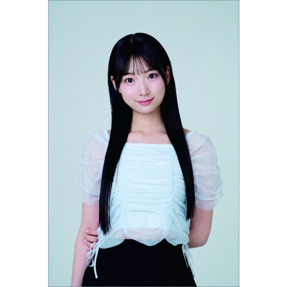 모모타 시오리 2026년 벽걸이 달력