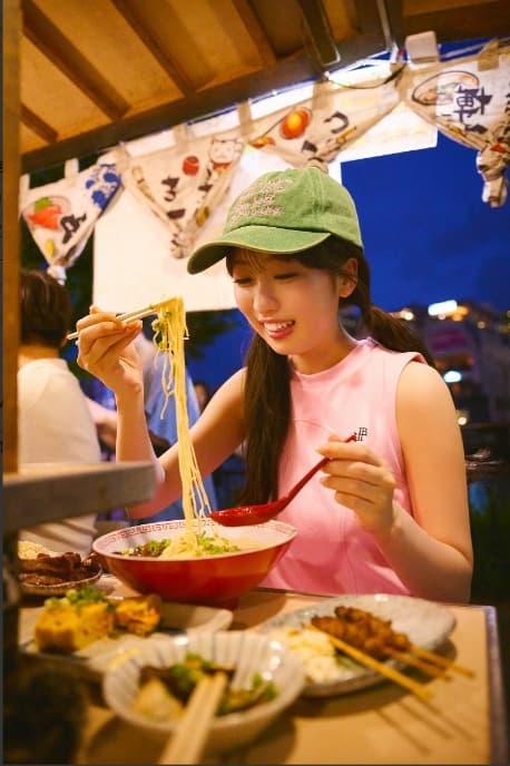 와타나베 아카리 1st 사진집 - 시아와세(행복)