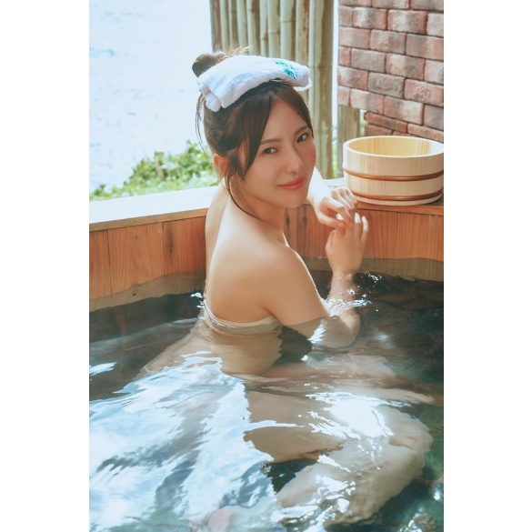 NGT48 오오츠카 나나미 첫 번째 사진집 일곱 빛깔의 파랑