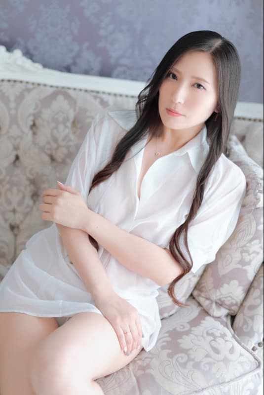 시이나 유나 누드 사진집 타이틀 미정