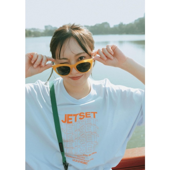 키자키 유리아 세 번째 사진집인 업데이트 중