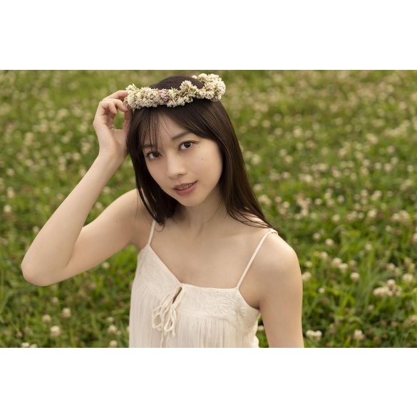 모닝구무스메。 마키노 마리아 라스트 사진집 『 모닝구무스메。 마키노 마리아 』