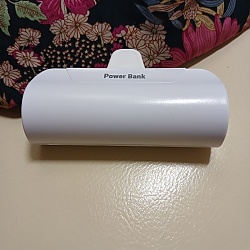 프리미엄 스틱 보조배터리 5000mAh USB-C 타입 (미니 도킹형 보조배터리)